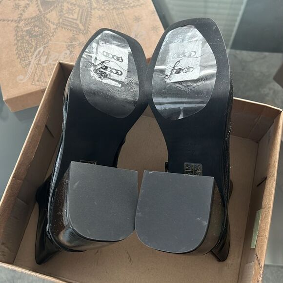 Free People Ruby Platform Bootie in Black Patent, New, Size EU39 US9 - Picture 10 of 14